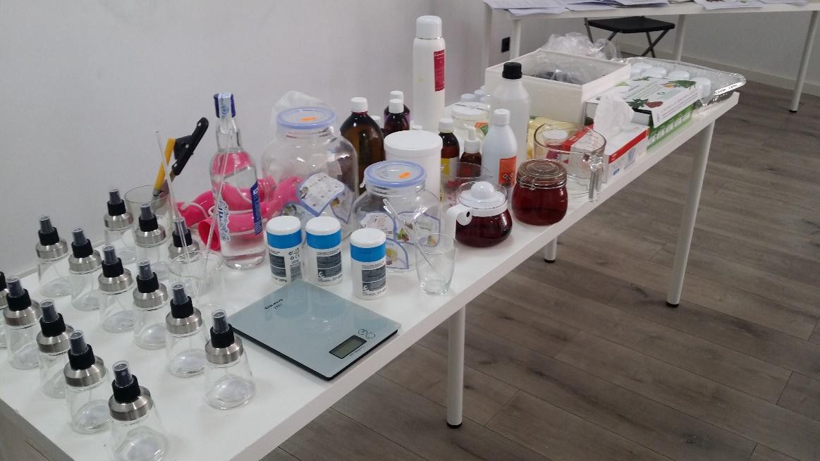 Materiales para una práctica de aromatecnia